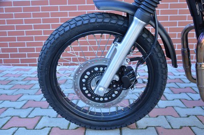 Motocykl Jawa 350 OHC SCRAMBLER - červený